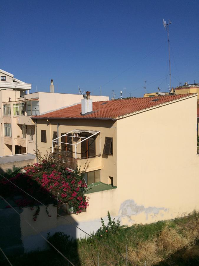 In The World Hotel Alghero Bagian luar foto