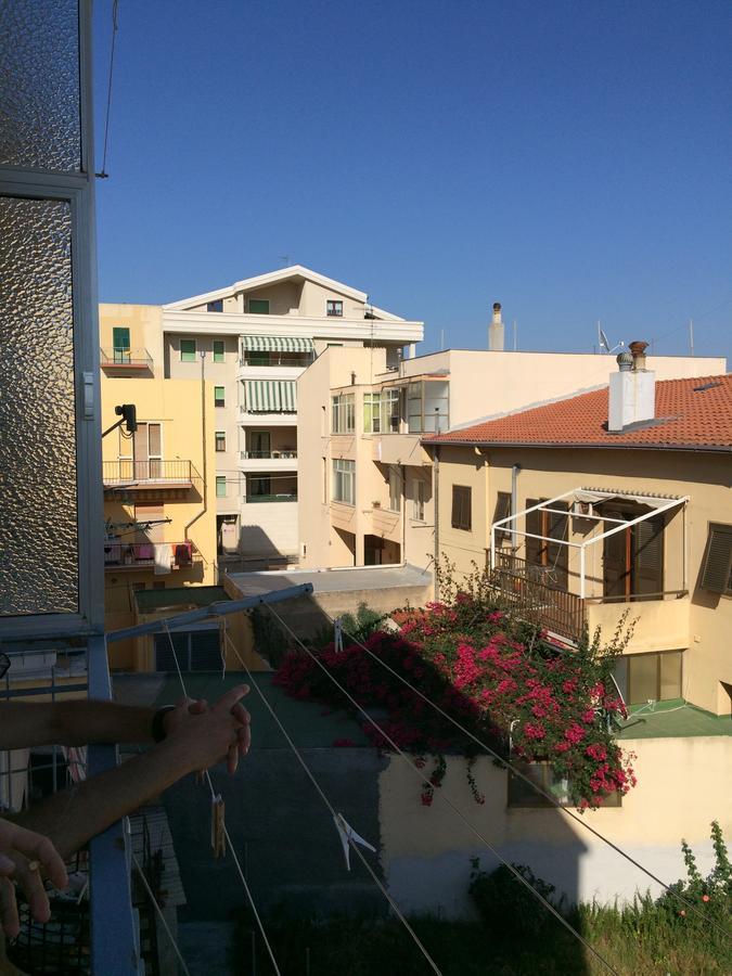 In The World Hotel Alghero Bagian luar foto