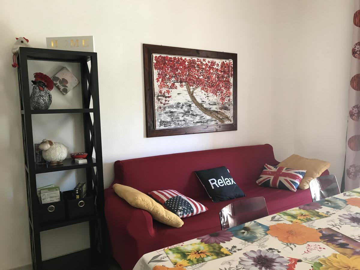 In The World Hotel Alghero Bagian luar foto