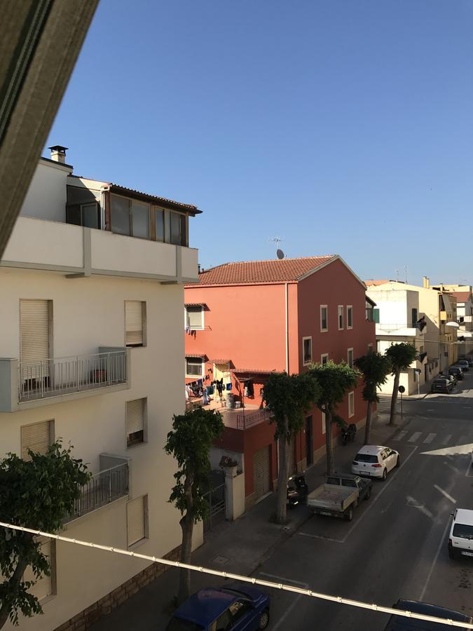 In The World Hotel Alghero Bagian luar foto